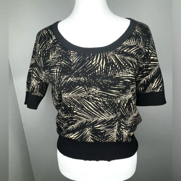 Michael Kors Womens Short Sleeve Patterned Sweater Size Medium - Picture 2 of 8